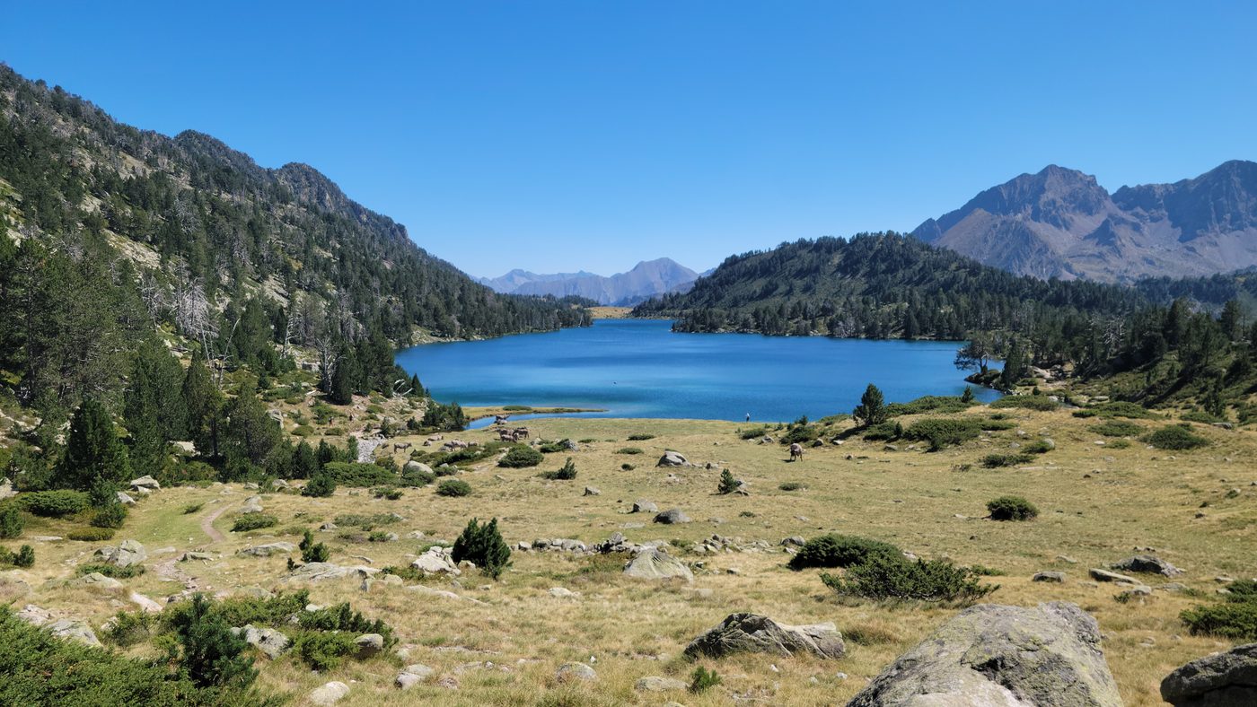 Photo d'origine : Le lac d'Aumar, Pyrénées